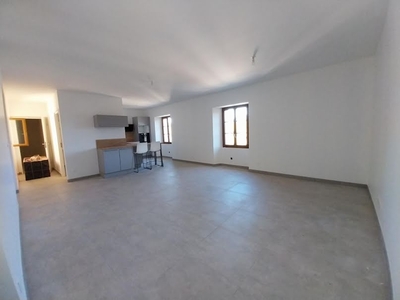 Location appartement 4 pièces 98 m²