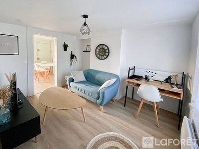 Location meublée appartement 2 pièces 30.7 m²