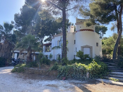 Maison de 4 chambres de luxe en vente à Saint-Cyr-sur-Mer, Provence-Alpes-Côte d'Azur