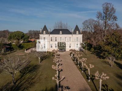 Prestigieux château de 315 m2 en vente - Brie-sous-Chalais, Poitou-Charentes