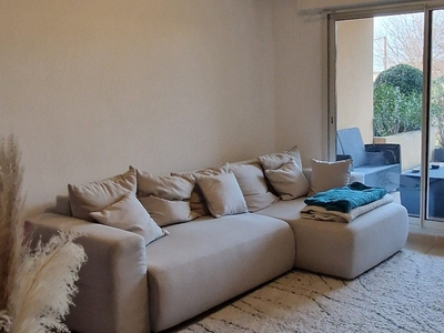 Appartement 2 pièces de 42 m² à Alès (30100)