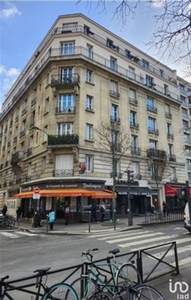 Appartement 2 pièces de 55 m² à Paris (75015)