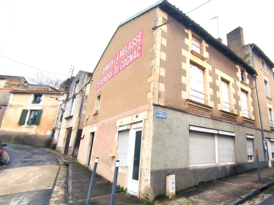 Immeuble de 148 m² à Poitiers (86000)