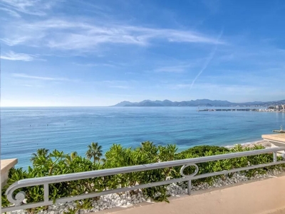 Appartement de luxe de 4 pièces en vente à Croisette, Cannes, Alpes-Maritimes, Provence-Alpes-Côte d'Azur