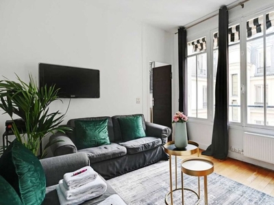 Appartement 1 chambre à louer à 8ème Arrondissement, Paris