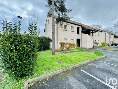 Appartement 2 pièces de 49 m² à Le Perray-en-Yvelines (78610)