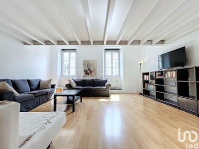 Appartement 3 pièces de 65 m² à Bordeaux (33000)