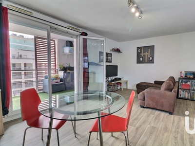 Appartement 3 pièces de 73 m² à Marseille (13010)