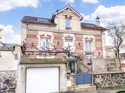 Vente maison 8 pièces 161 m² Lagny-sur-Marne (77400)