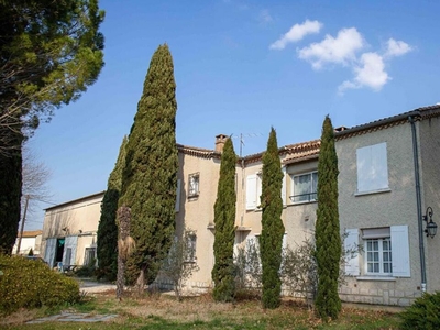 Vente maison 9 pièces 220 m² Avignon (84000)
