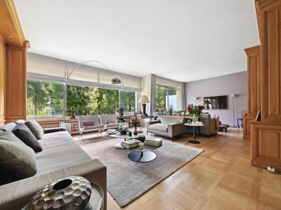 Duplex de luxe de 7 pièces en vente Neuilly-sur-Seine, France