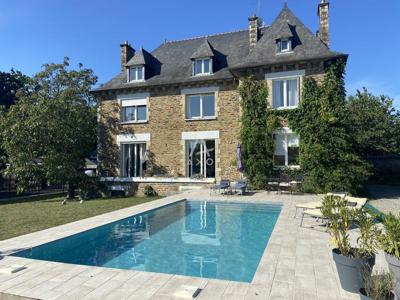 Villa de 9 pièces de luxe en vente Bourgbarré, France