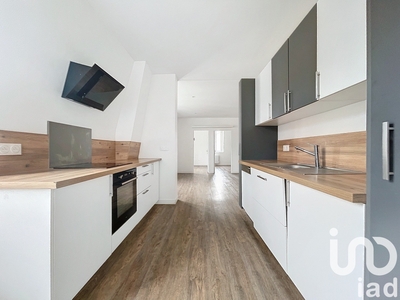 Appartement 2 pièces de 52 m² à Noisy-le-Grand (93160)