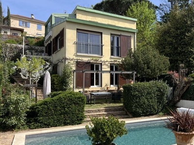 Coup de Coeur- Maison de 104,77 m2 - Jardin, Piscine, Cave & Garage - La Plaine à Lyon 5ème