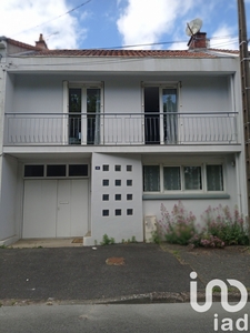 Maison de ville 4 pièces de 80 m² à La Roche-sur-Yon (85000)