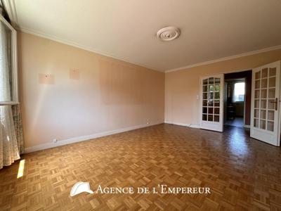 Appartement de 4 chambres de luxe en vente à Rueil-Malmaison, Île-de-France