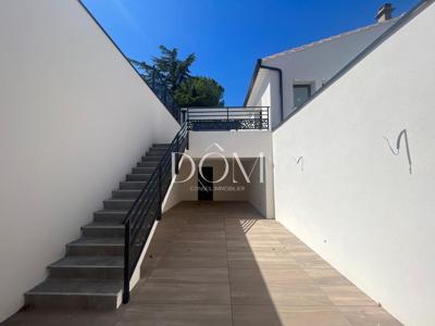 Appartement de luxe de 2 chambres en vente à Gignac, Occitanie