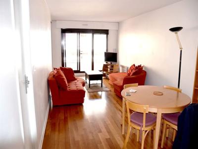 Location meublée appartement 2 pièces 64 m²