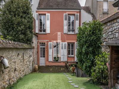 Vente maison 9 pièces 224.64 m²