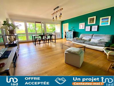 Appartement 4 pièces de 84 m² à Saint-Cyr-sur-Loire (37540)