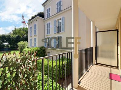 Appartement de 3 chambres de luxe en vente à Le Plessis-Robinson, France