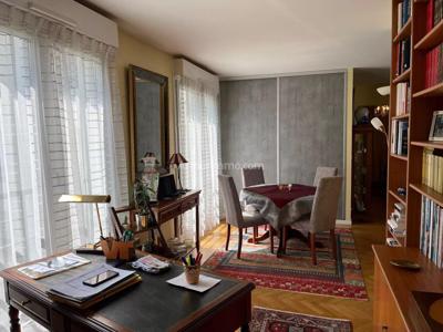 Appartement de luxe de 3 chambres en vente à Joinville-le-Pont, France