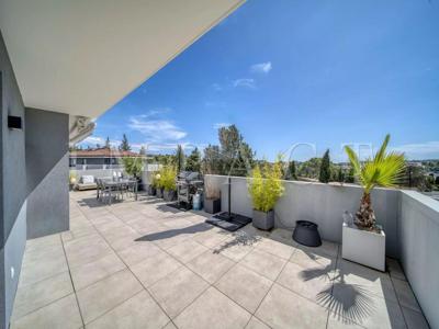 Luxury Flat for sale in Mougins, French Riviera