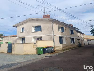 Maison 3 pièces de 80 m² à Niort (79000)