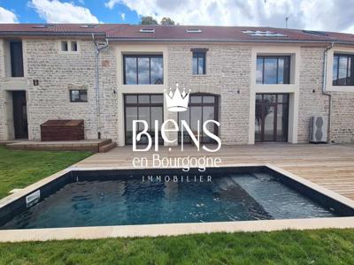 Maison de 4 chambres de luxe en vente à Beaune, Bourgogne-Franche-Comté