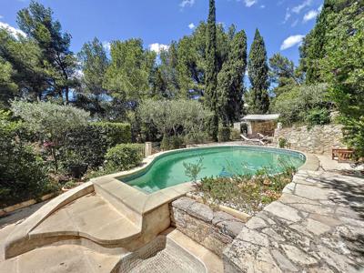 Maison de 7 pièces de luxe en vente à Ollioules, Provence-Alpes-Côte d'Azur