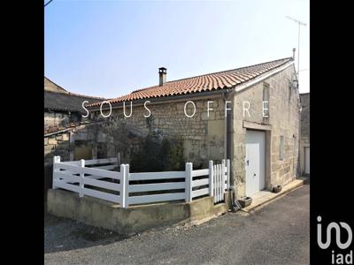 Maison de village 5 pièces de 106 m² à Saint-Georges-des-Coteaux (17810)