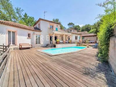 Villa de luxe de 7 pièces en vente Mouans-Sartoux, Provence-Alpes-Côte d'Azur