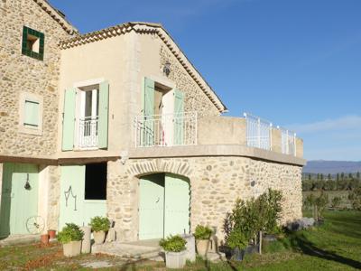 Gîte La Sarette, proche de Valensole - maison avec accès indépendant et vue panoramique dans un mas provençal