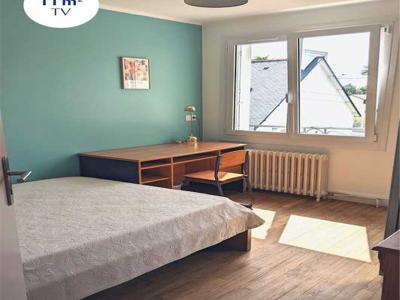 Chambre meublée tout confort, smart TV, colocation en maison rénovée, Quimper Prat Maria