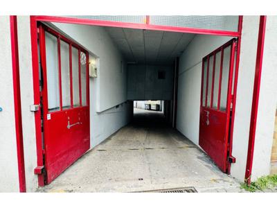 Garage fermé en sous-sol Route de l'Hôpital à Strasbourg