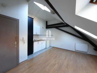 HALLES GARE -2 PIECES - 22.79 m²