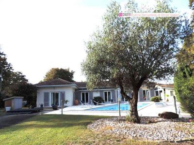 Vente maison 6 pièces 210 m² Bégaar (40400)