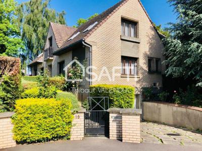 Vente maison 7 pièces 209 m² Mons-en-Barœul (59370)