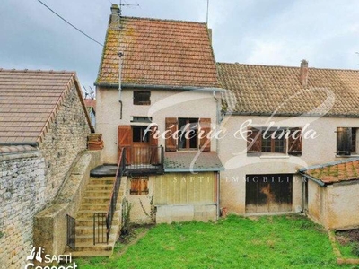 Vente maison 8 pièces 174 m² Laives (71240)