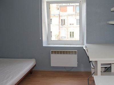 Location meublée appartement 2 pièces 16 m²