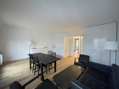Location meublée appartement 2 pièces 51.53 m²