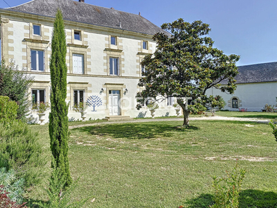 Maison T9 Saint-Léger-de-Montbrun