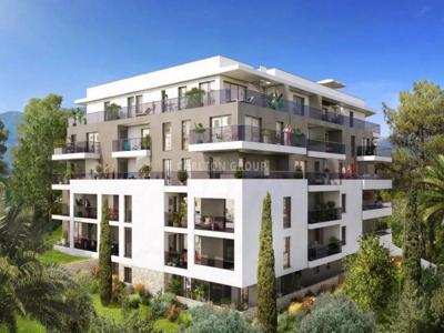 2 bedroom luxury Flat for sale in Antibes, France