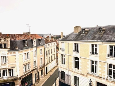 Appartement 5 pièces de 117 m² à Poitiers (86000)