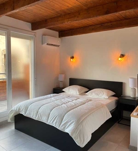 Magnifique Maison Meublée Avec 2 Chambres et Climatisation + Terrasse Privée