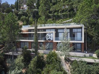 7 room luxury Villa for sale in Théoule-sur-Mer, France