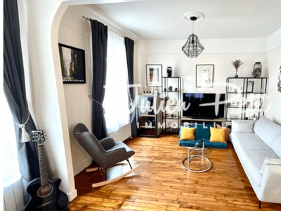 Appartement 3 pièces de 73 m² à Clichy (92110)