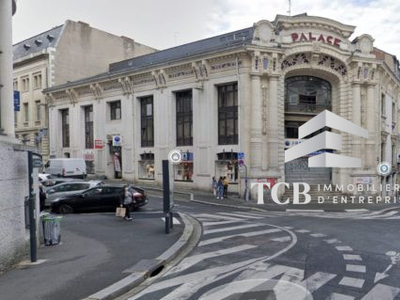 Local commercial emplacement n°1 - 259 m2 - Angers