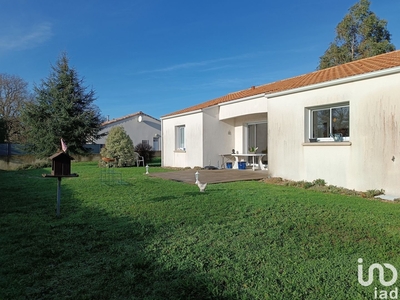 Maison 3 pièces de 80 m² à Landevieille (85220)