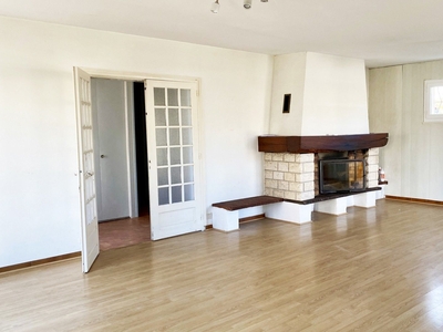 Maison 4 pièces de 114 m² à Eysines (33320)